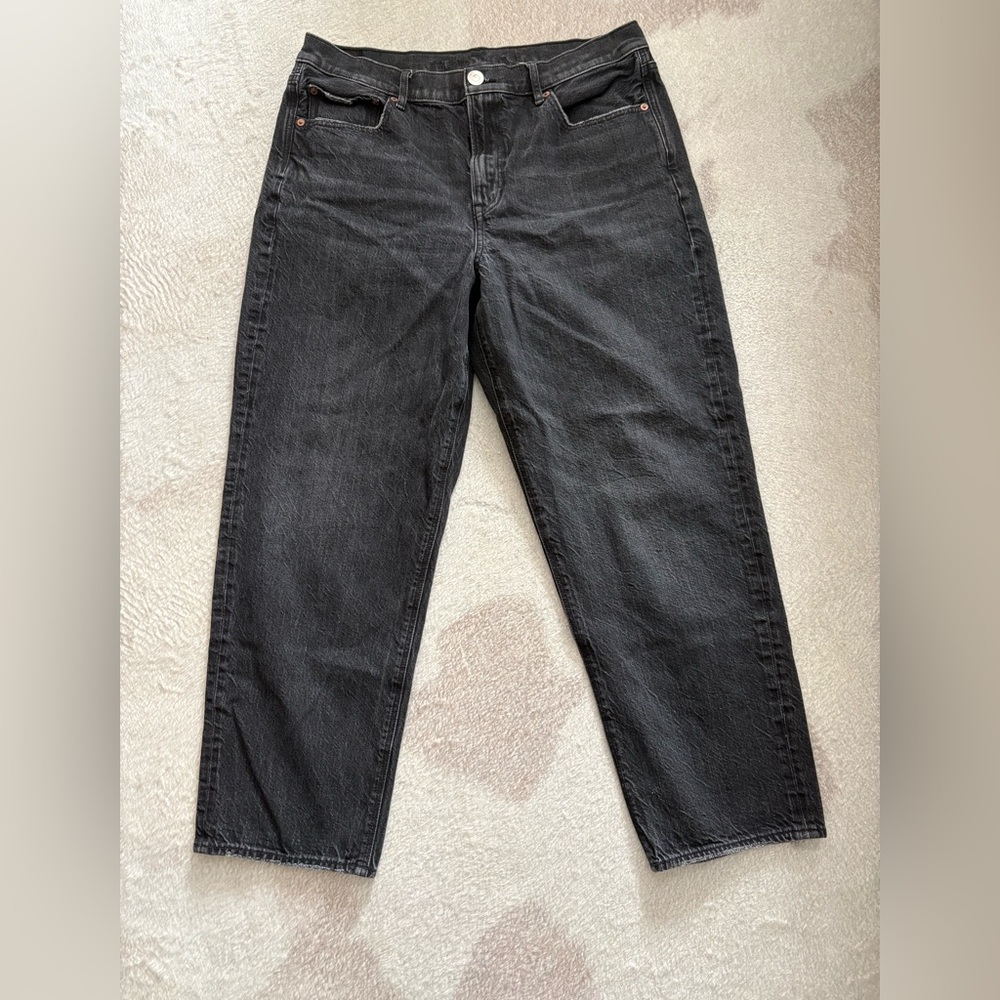 American Eagle 90's Boyfriend Jeans size 14